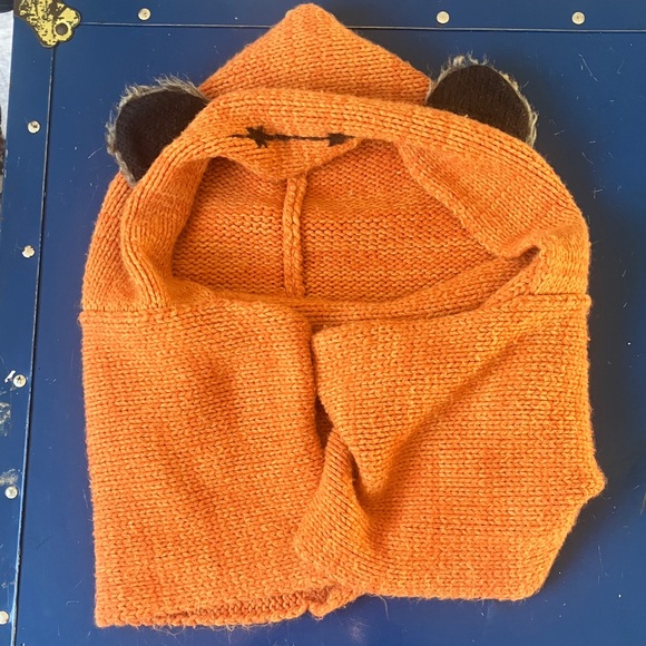 Star Wars Wicket Ewok Knit Hooded infinity scarf with Ears - Picture 5 of 5